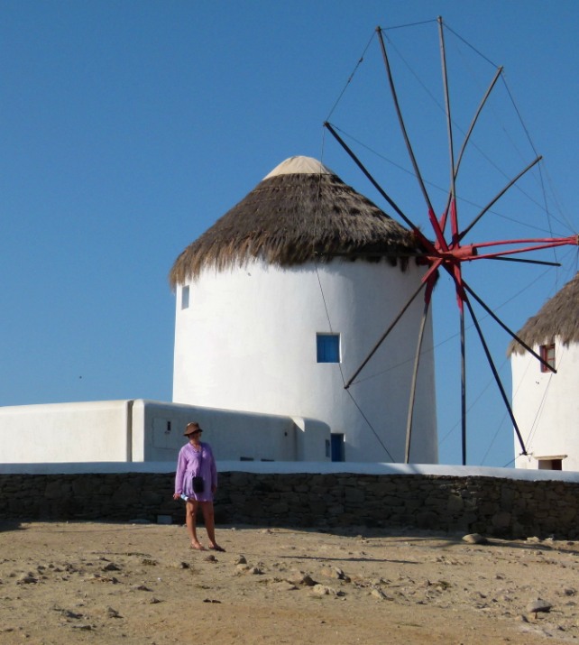 Bev, Mykonos windmills