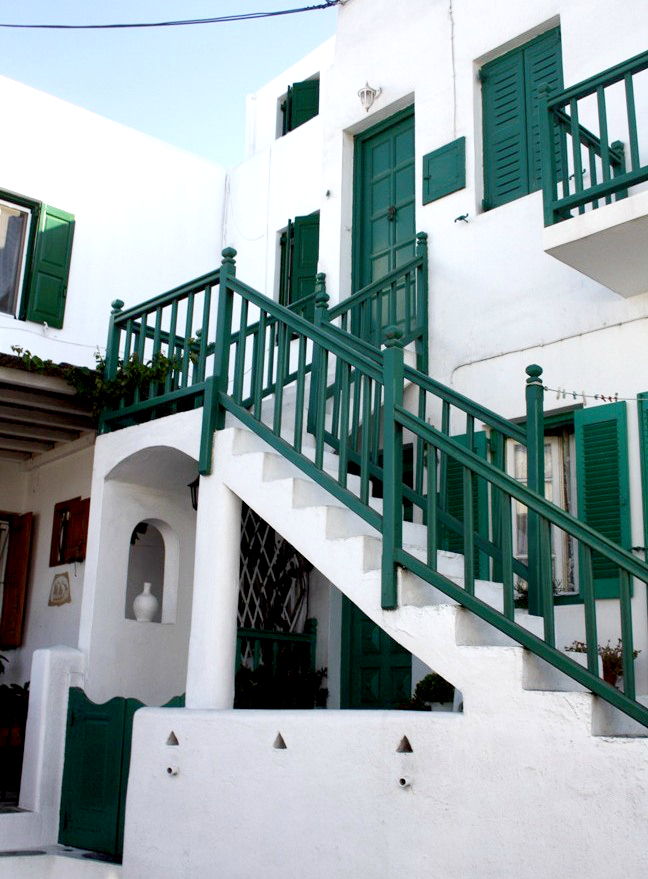 Mykonos backstreets