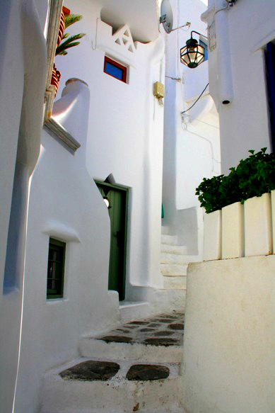 Mykonos backstreets
