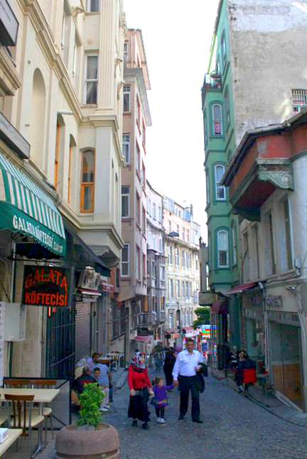 Old Istanbul street, Gelata Tower